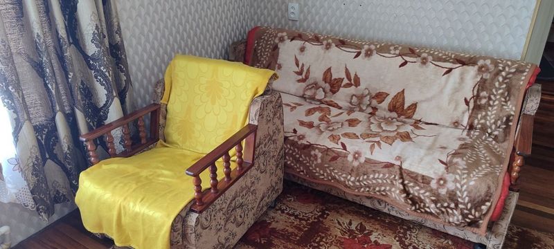 Продается диван б\у