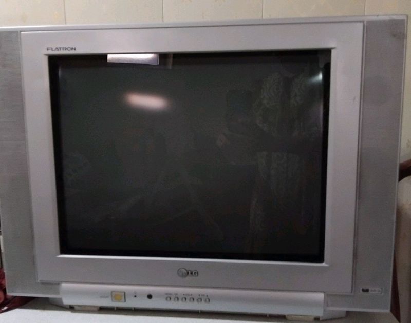 Televizor LG Holati yaxshi