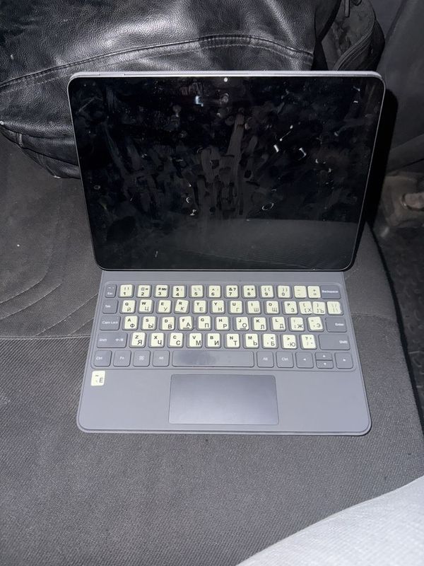 Продам xiome pad 7 pro + keybord Продам xiome pad 7 pro + keybord