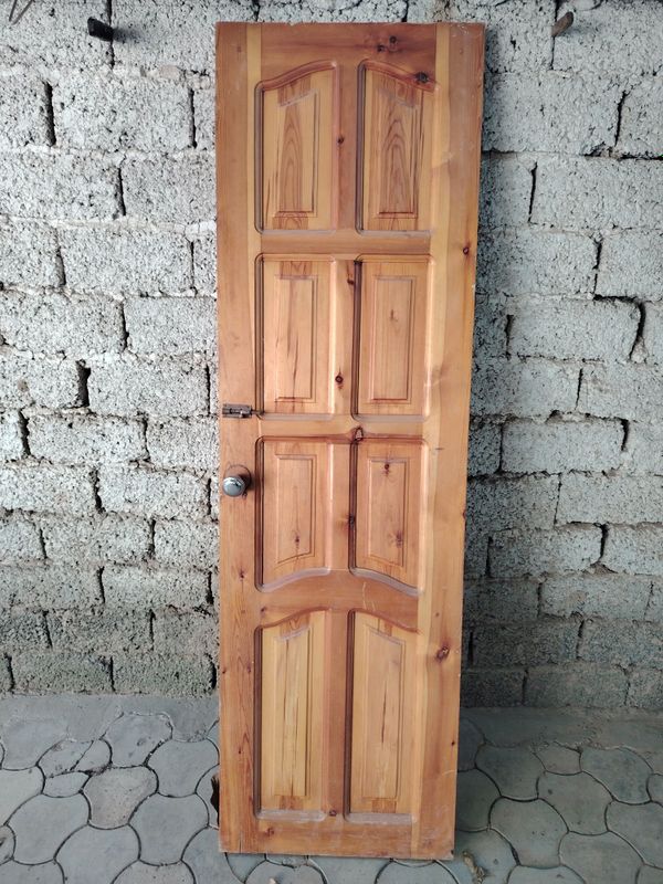 Taxta eshik. Деревянная дверь. 60×196 2ta bor Taxta eshik. Деревянная дверь. 60×196 2ta bor