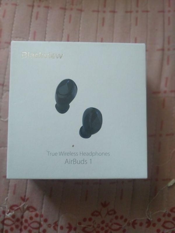 Продаются новые блютуз оригинальные наушники Blackview AirBuds 1 Продаются новые блютуз оригинальные наушники Blackview AirBuds 1