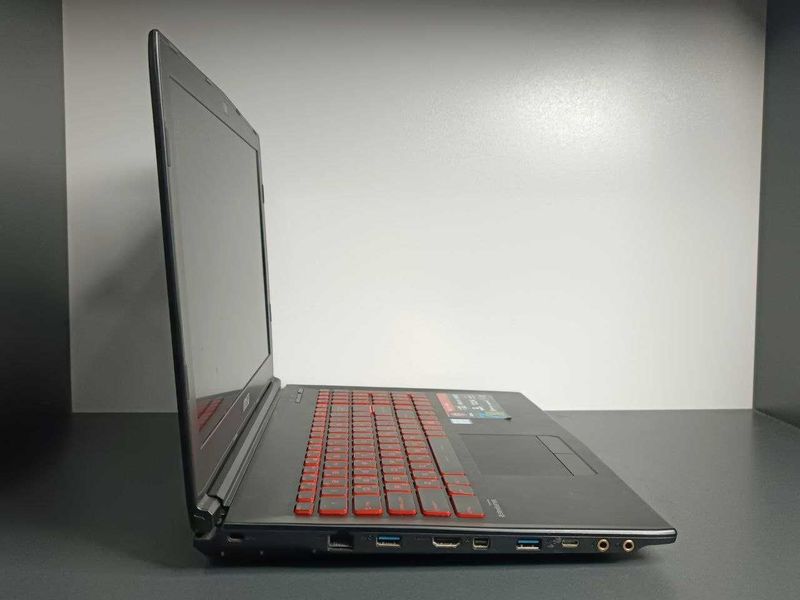 MSI igravoy notebook b/u