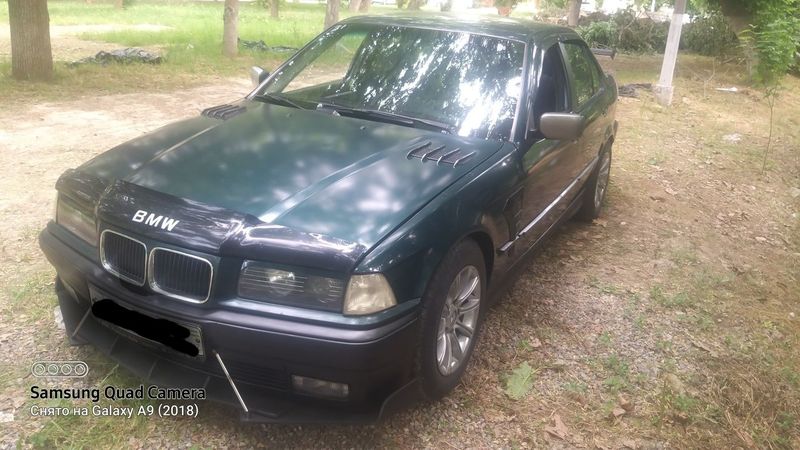 Продается bmw e36, 1994 года,мотор эконом м43, машина на ходу