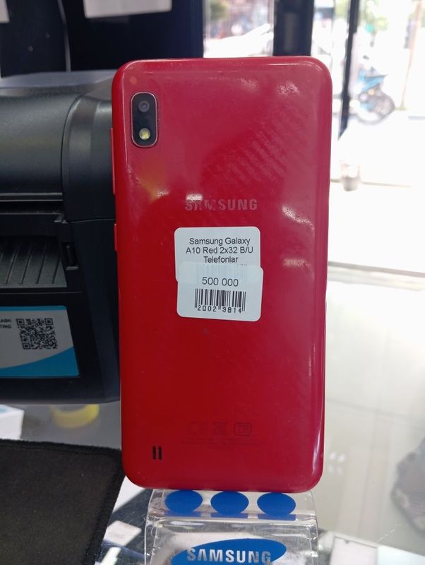 Samsung Galaxy A10 Red Sotiladi Samsung Galaxy A10 Red Sotiladi