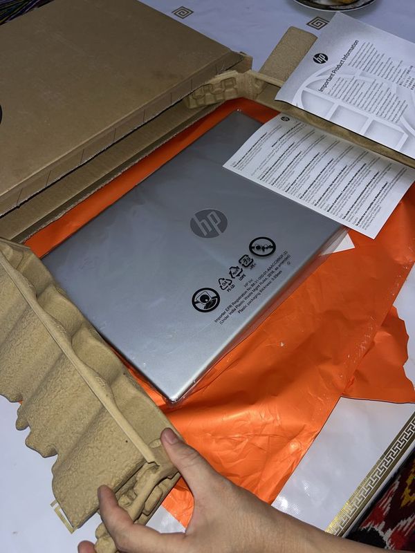 Ноутбук hp ssd 512/8