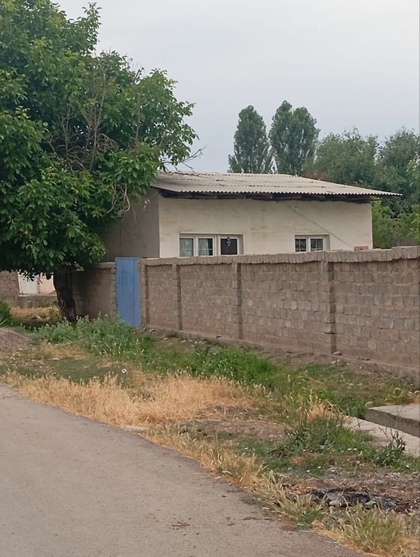Уй сотилади Кучлукда Уй сотилади Кучлукда