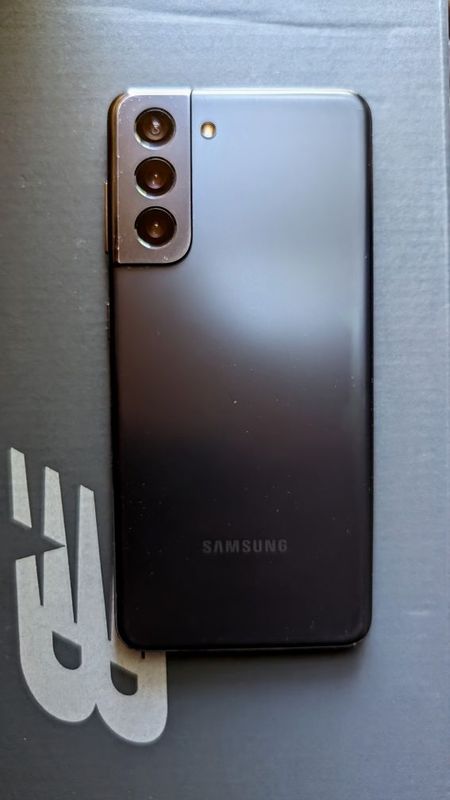 Samsung Galaxy s21 128gb Samsung Galaxy s21 128gb