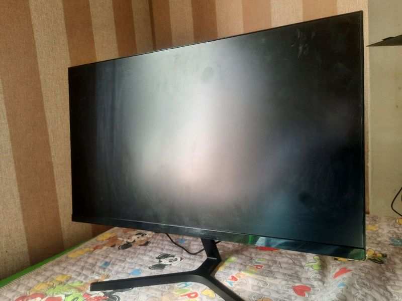 Monitor Redmi sotiladi Monitor Redmi sotiladi