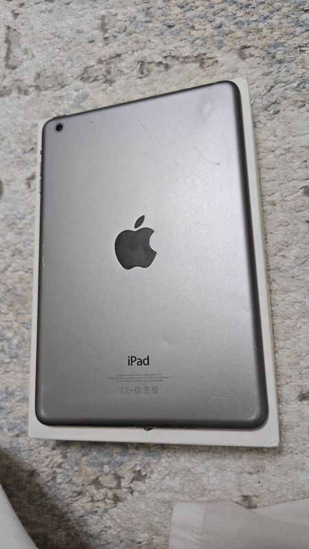 Apple iPad mini 1 Apple iPad mini 1