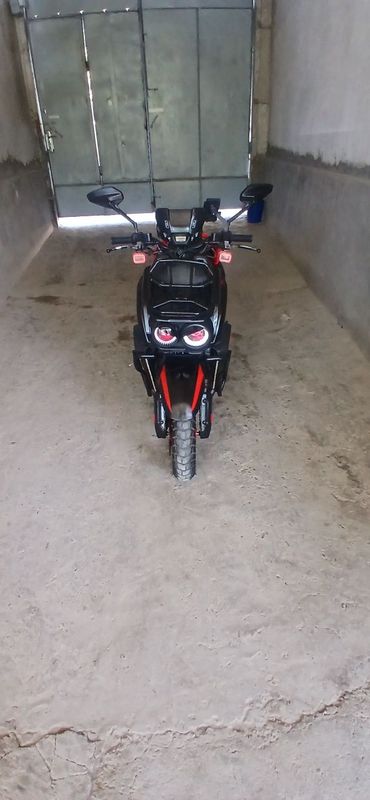 Sroʻchni sotiladi skuter tank 150 kub