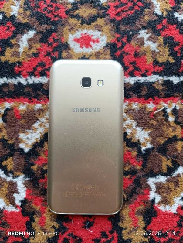 Srochno Sotiladi Samsung a5 Srochno Sotiladi Samsung a5