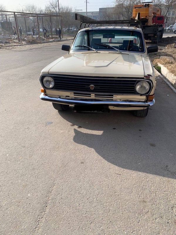 Газ 2401 сотилади Газ 2401 сотилади