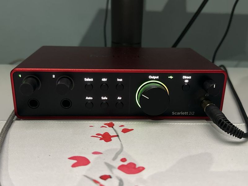 Focusrite 2i2 | Звуковая карта