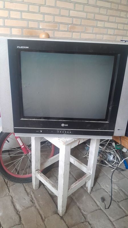 Продам тв LJ беу Продам тв LJ беу