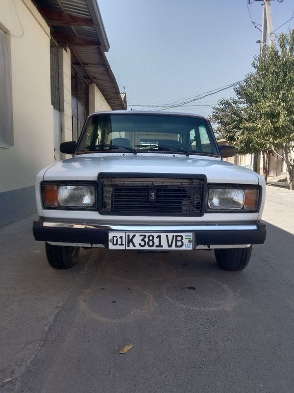 Vaz 2107 sotiladi xolati yaxshi