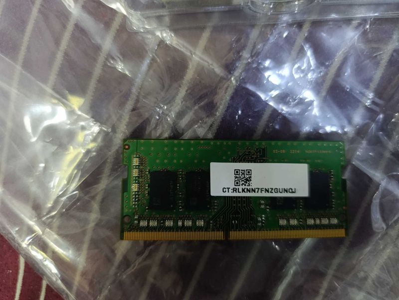 Samsung DDR4 8GB 3200 M471A1K43EB1-CWE