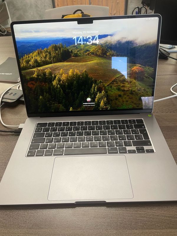 Macbook Air M2 - 15 дюймов 256/8GB
