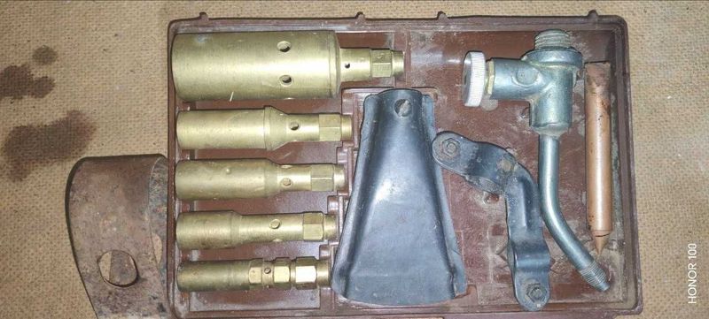 Набор газовых насадок для пайки СССР (ЭЗОГ) Набор газовых насадок для пайки СССР (ЭЗОГ)
