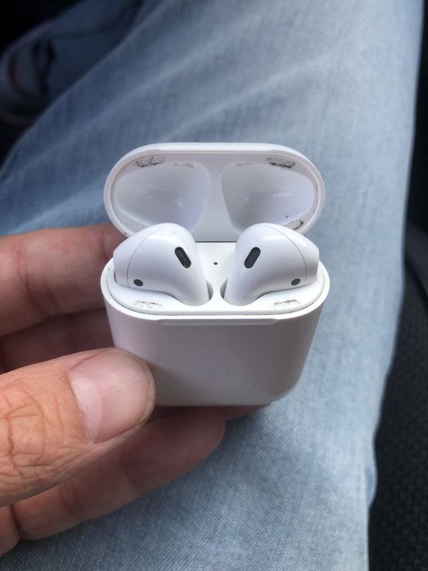 Apple Airpods 2 2.1 naushniki Apple Airpods 2 2.1 naushniki