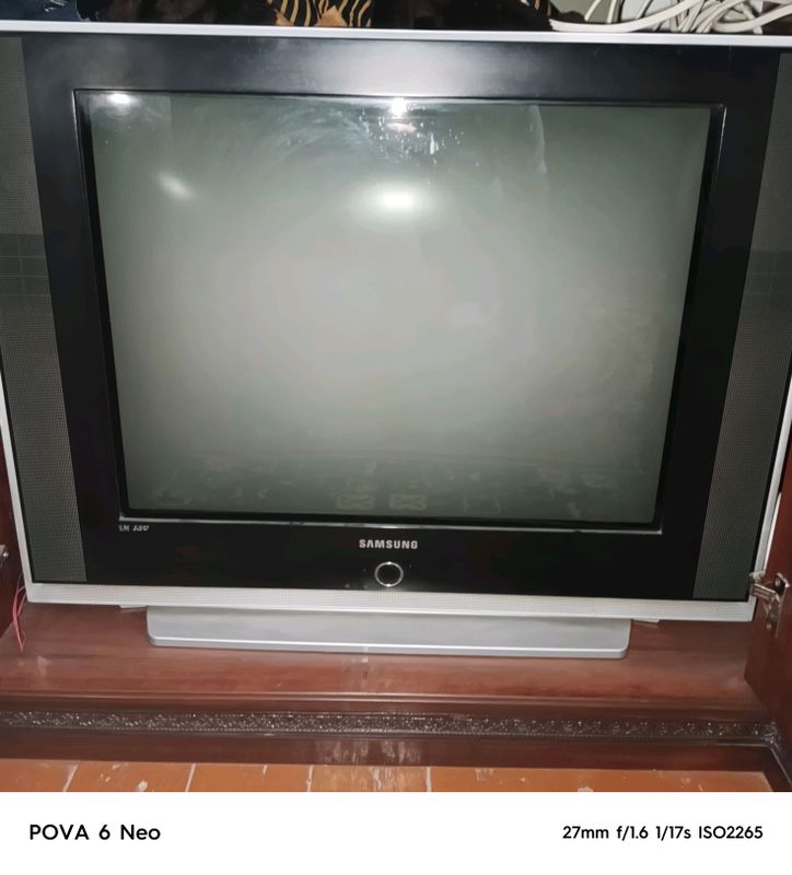 samsung Telvizor ishlap turipti samsung Telvizor ishlap turipti