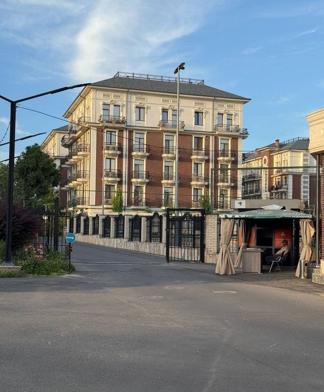 Продается 3х ком квартира, ЖК Cambridge, ор-р: ул. Шимолий, 110 м2 Продается 3х ком квартира, ЖК Cambridge, ор-р: ул. Шимолий, 110 м2