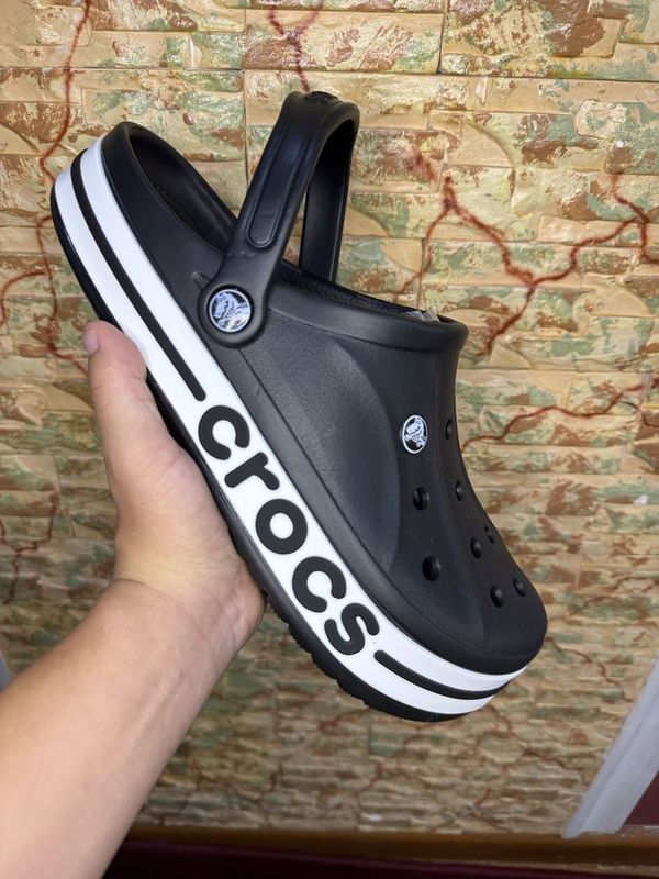 Crocs тапки черные Crocs тапки черные