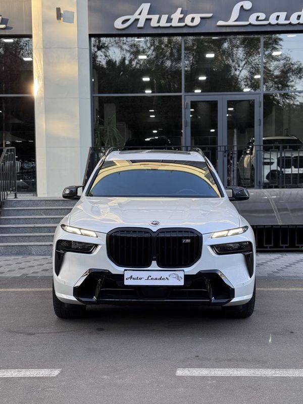 BMW X7 M60i xDrive BMW X7 M60i xDrive
