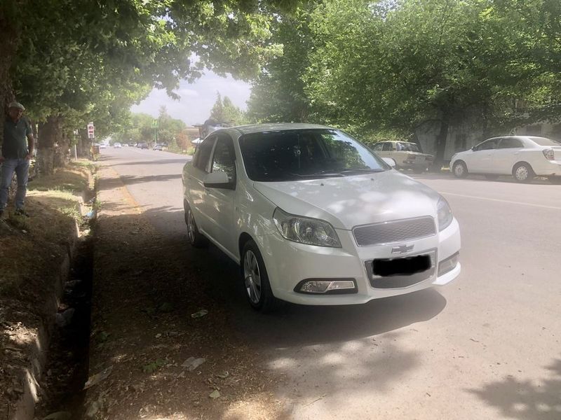 Продаётся Нексия 3 автомат,метан 4 поколение