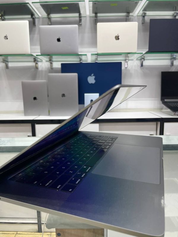 MacBook Pro 15" 2019