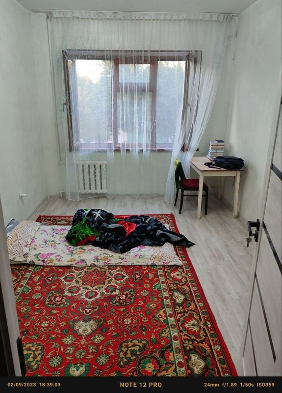 Мирзо Улугбек массив феруза 2/2/4 студент болгар ва ишлидга боларга Мирзо Улугбек массив феруза 2/2/4 студент болгар ва ишлидга боларга