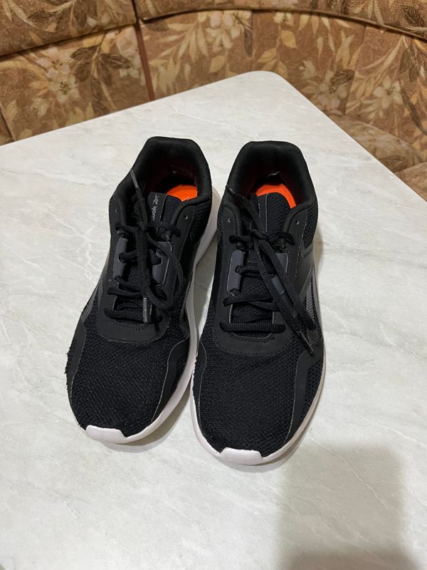 Кроссовки мужские и женские 44,5 reebok
