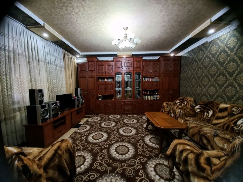 Продаётся коттедж 6 соток в г. Андижане. Продаётся коттедж 6 соток в г. Андижане.