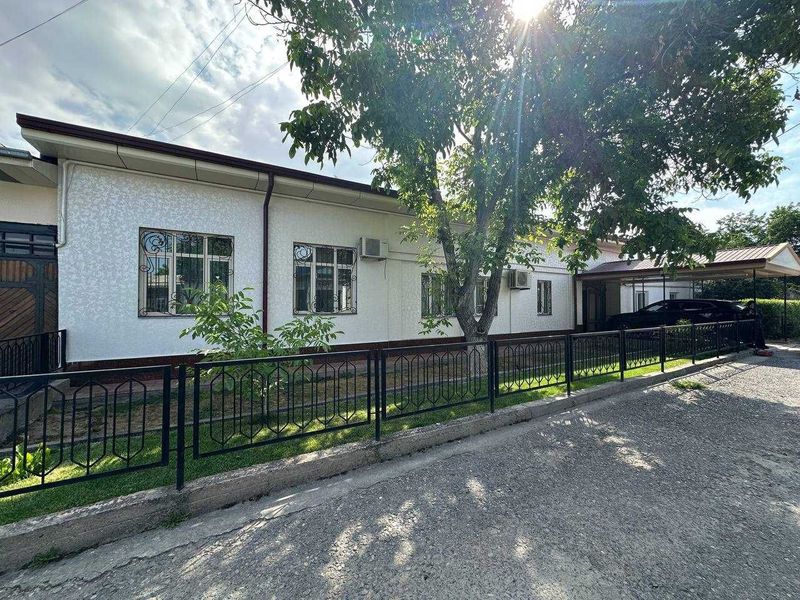Уй сотилади узимизники Уй сотилади узимизники