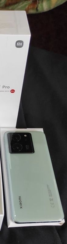 Xiaomi 13 T pro ochilmagan usta koʻrmagan xolati yaxshi aybi yoʻq