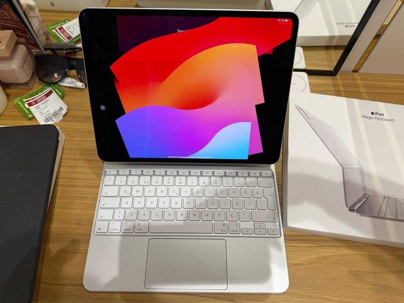 Продаётся iPad Pro 13" – 512GB – Чип M4 – Мощность нового поколения! Продаётся iPad Pro 13" – 512GB – Чип M4 – Мощность нового поколения!