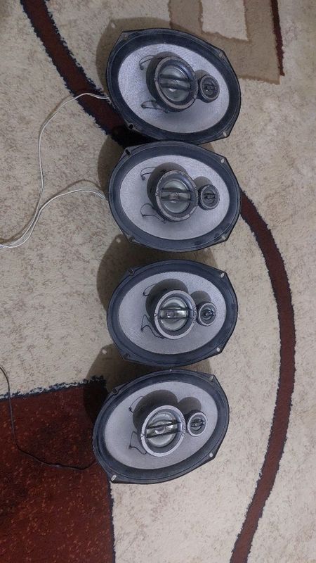 Kenwood 718 320watt