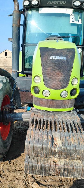 Claas Arrion 630C.