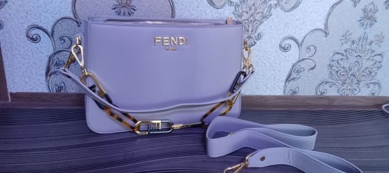 Fendi sumka