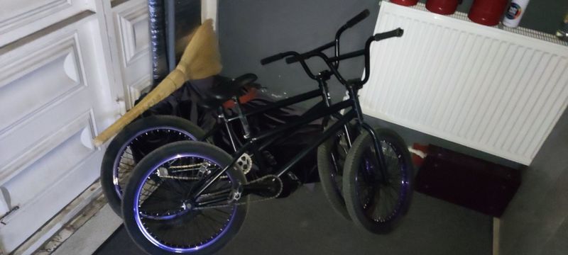 Продам bmx 2 шт в отличном состоянии