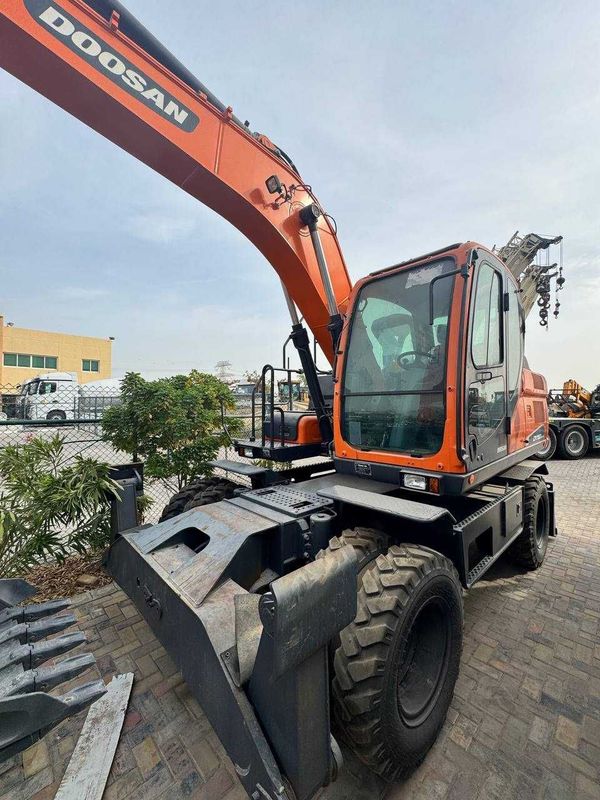Doosan DX150WE-9CN ekskavator (2023)