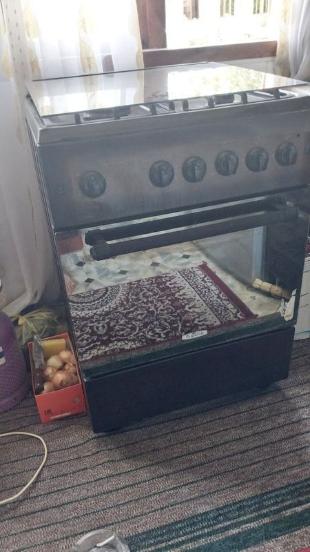 Gazplita yaxshi yangidek Gazplita yaxshi yangidek