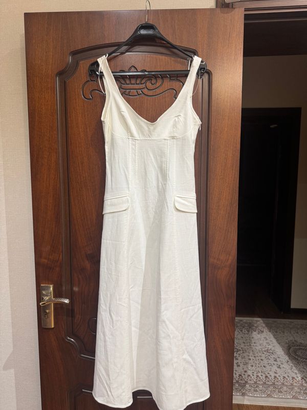 Белое платье ZARA Белое платье ZARA