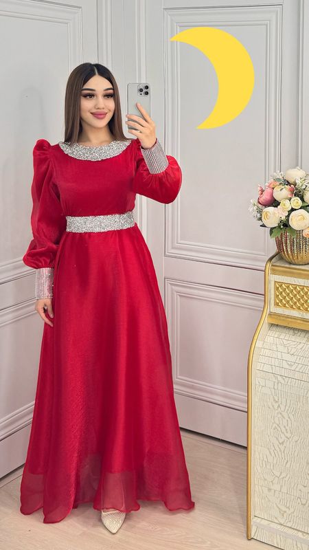 Chiroyli vecherniy ko‘ylaklar Chiroyli vecherniy ko‘ylaklar