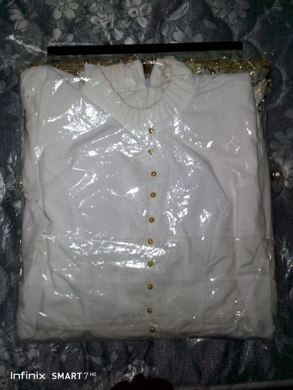 Ansambli qalpoq sareysi bilan Ansambli qalpoq sareysi bilan