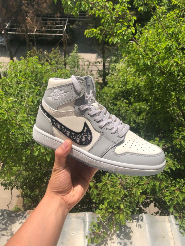 Dior x Air Jordan 1 High