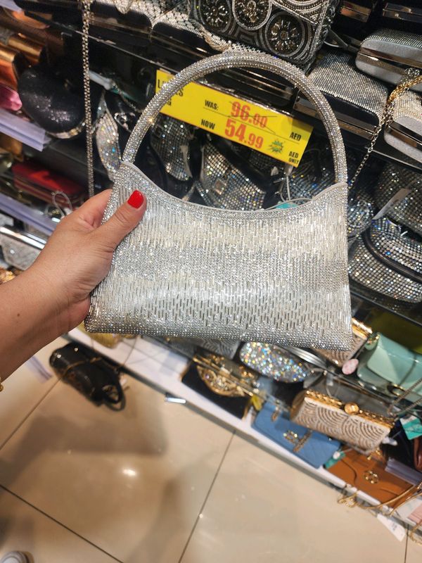 Dubai sumkacha toshlik kalitali Dubai sumkacha toshlik kalitali