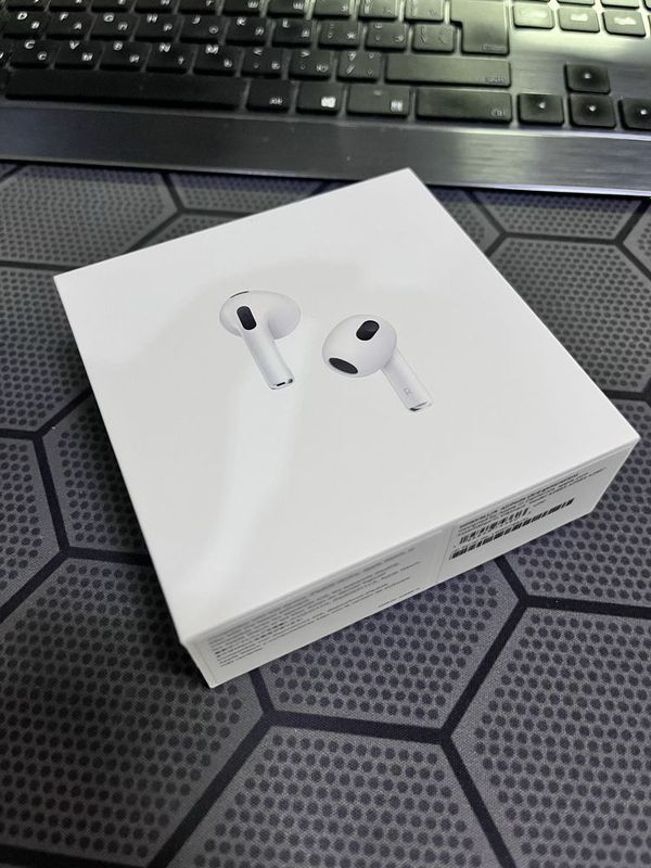 Air pods 3 apple new Air pods 3 apple new