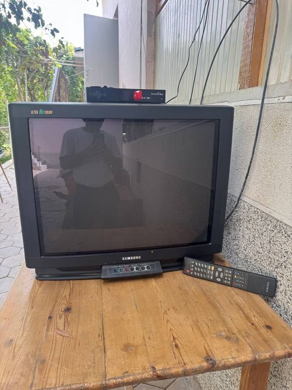 Televizor Samsung Bio chistiy original Televizor Samsung Bio chistiy original