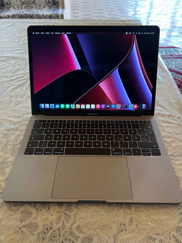 Macbook pro 13 8/128 Macbook pro 13 8/128