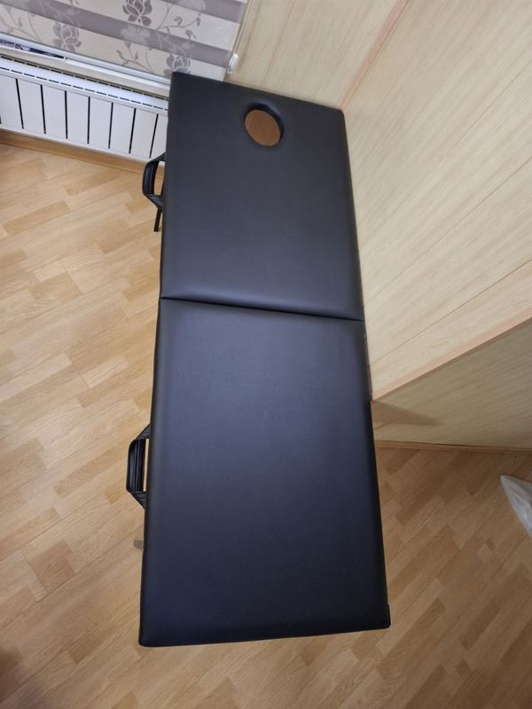 Продаётся новая складная кушетка, хорошего качества Продаётся новая складная кушетка, хорошего качества